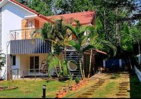 iSTAYS - Luxe Villa, Yercaud